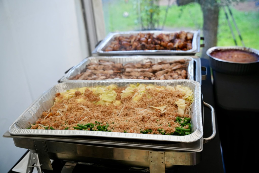 Surinaams warmhoudbuffet in chafing dishes Almere